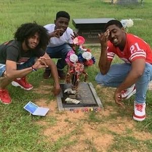 Meet your Posher, Carlito